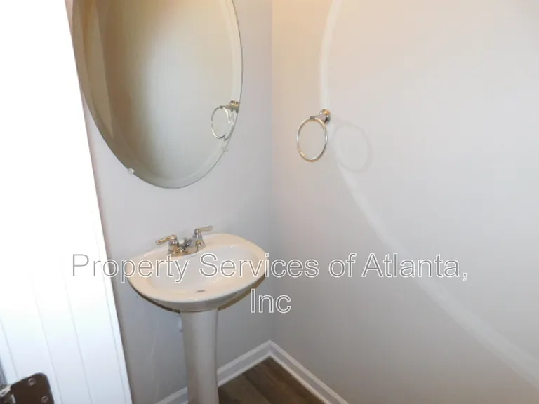 356 Jada Ln — Photo 4