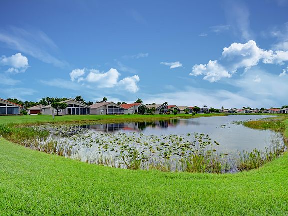2nd image of 6558 Sherbrook Dr