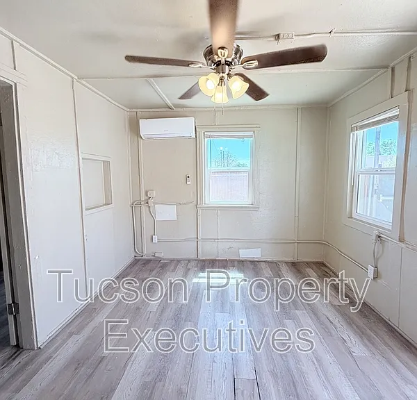 234 E 32nd St #10 — Photo 9