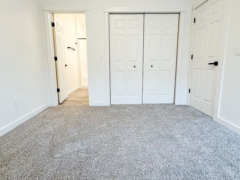 991 Covey Run Rd — Photo 4