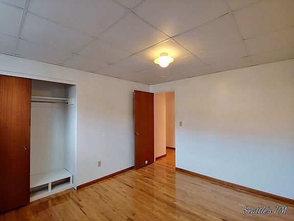 2nd image of 335 W Olympic Pl Unit 5