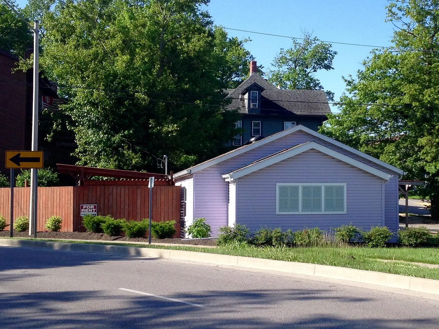 339 S Dunn St — Photo 1