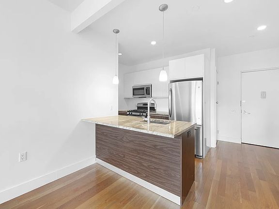 2nd image of 836 Bergen St APT 311