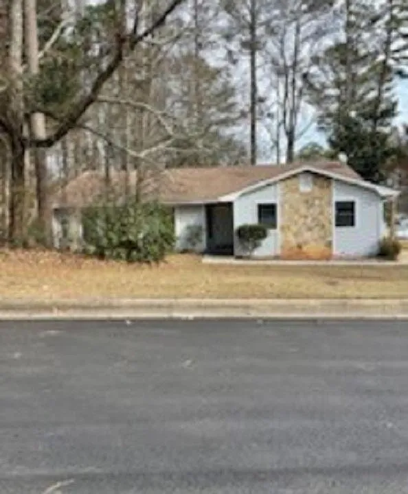 654 Woodsong Ln