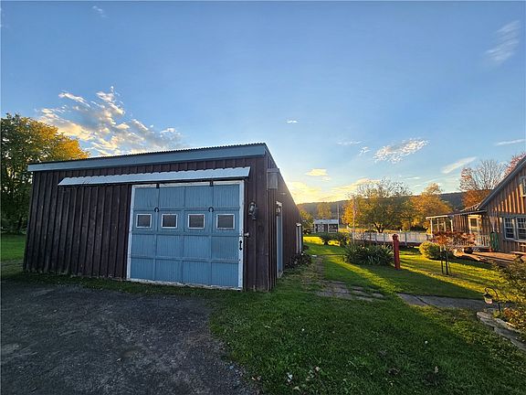 4th image of 209 County Road 23