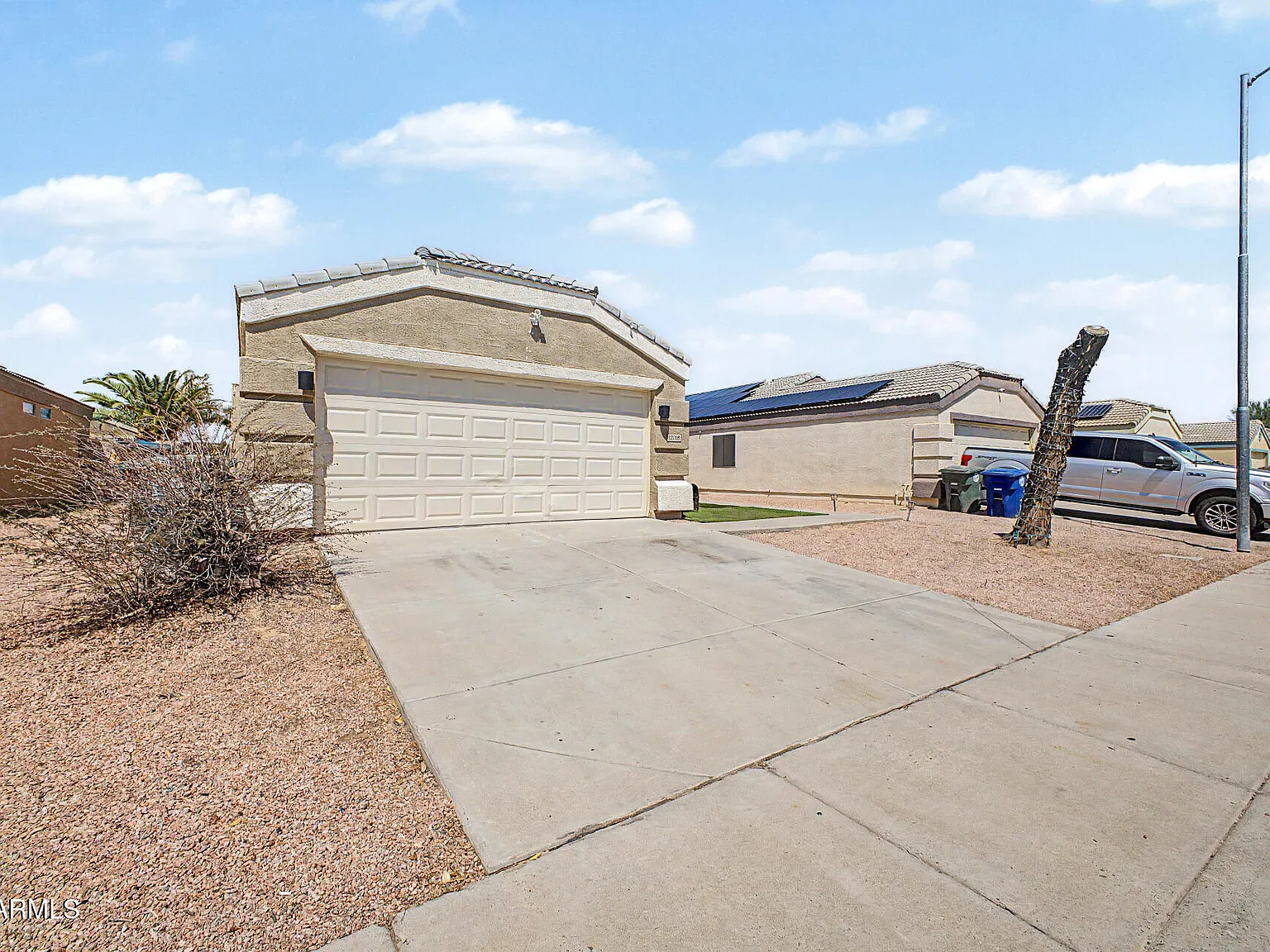 3 bed, 2.0 bath, 1106 sqft, $2,400 — Photo 4