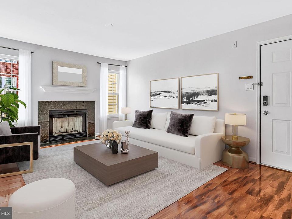 1st image of 3304 Wyndham Cres #239