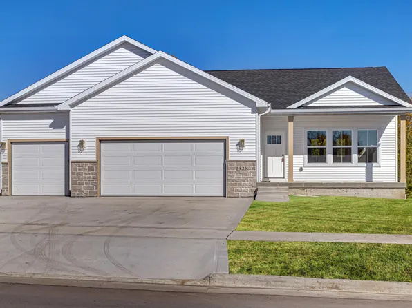 5825 Westfield Dr, Ames, IA 50014