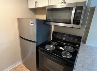 Clarence House, Lakewood, OH 44107