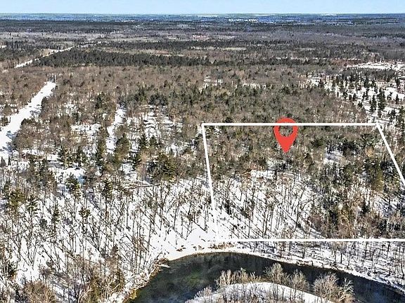 3rd image of 2140 W River Rd