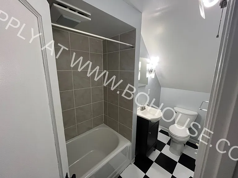 7409 Bradbury Ave — Photo 11