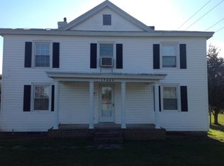 17229 Mountain Rd #UPSTAIRS, Montpelier, VA 23192
