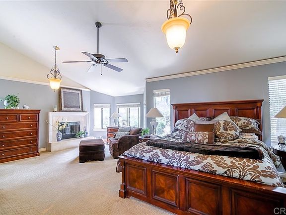 3rd image of 10965 Meadow Glen Way E