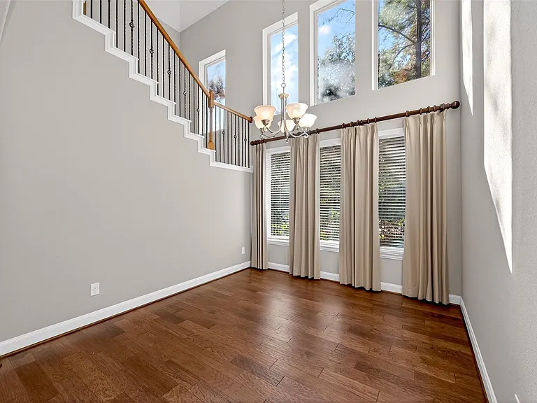 14 S Sawbridge Cir — Photo 6