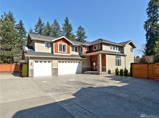 9016 Avondale Rd NE, Redmond, WA 98052