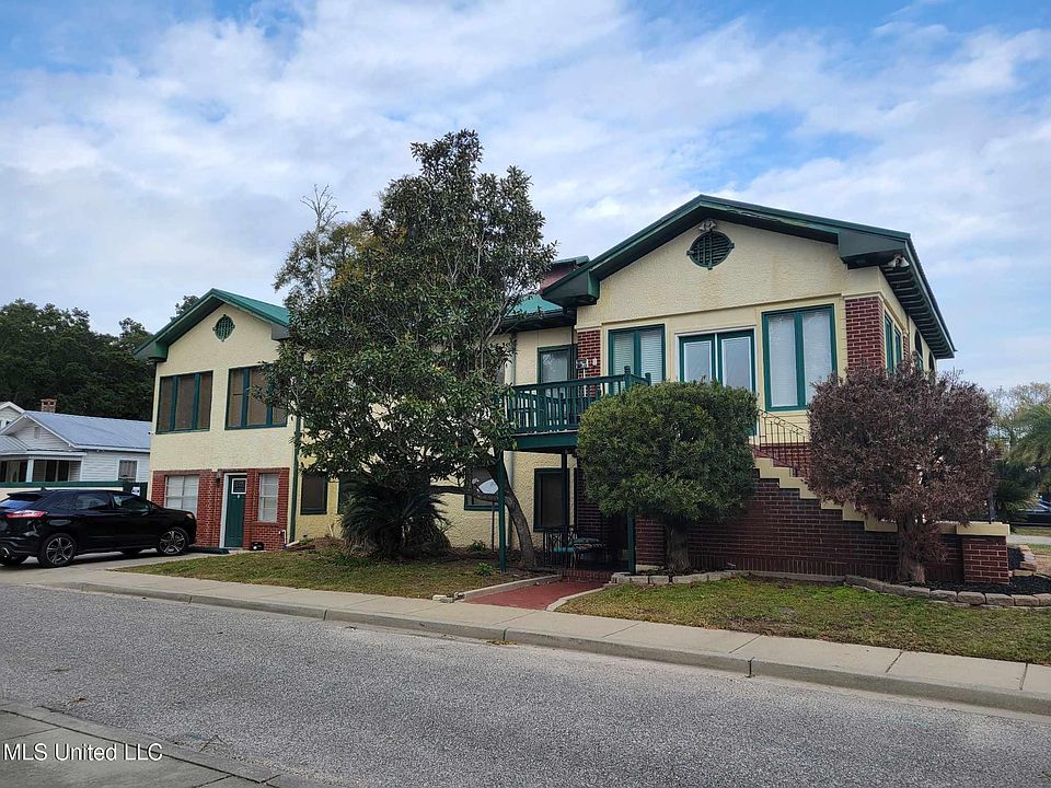 1st image of 133 Hopkins Blvd #B
