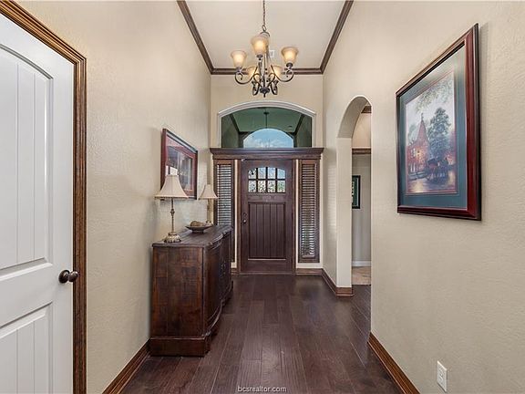 3rd image of 2606 Chillingham Ct