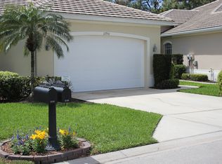 12706 Fox Ridge Dr, Bonita Springs, FL 34135