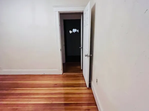 16 Hume Ave, Medford, MA 02155
