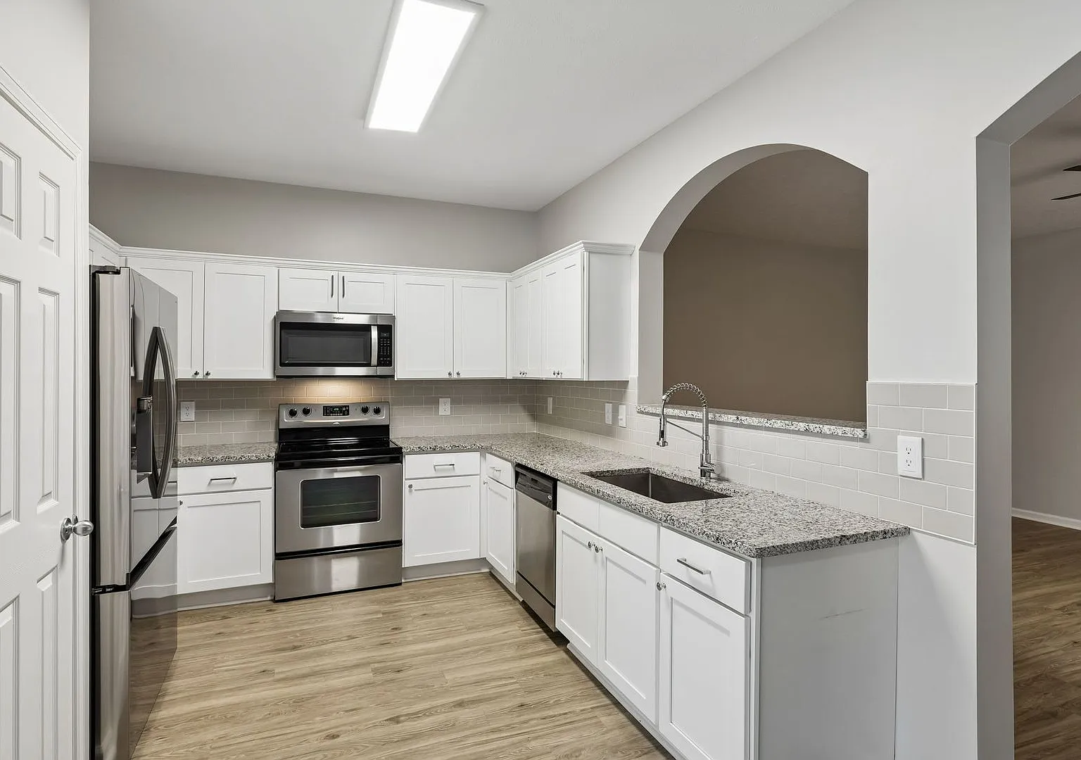 Updated 3-Bedroom Brentwood Townhome with Garage & Private Patio — Photo 3