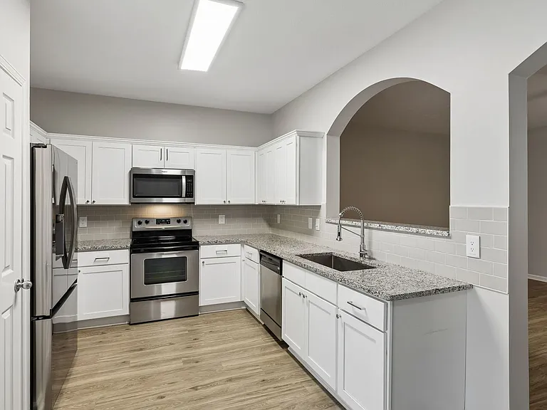 8261 Rossi Rd — Photo 3