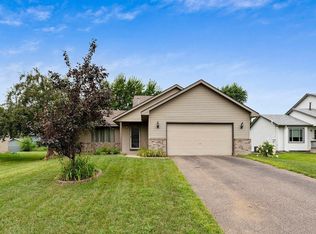 9025 Victoria Gdns, Minneapolis, MN 55443