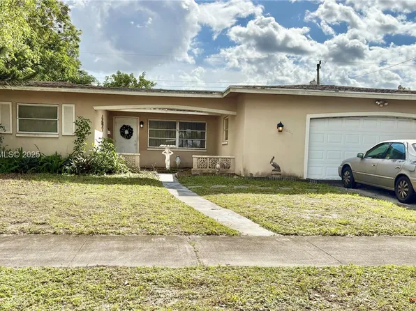 7508 Hayes St, Hollywood, FL 33024