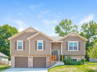 713 Hollis Ave, Belton, MO 64012