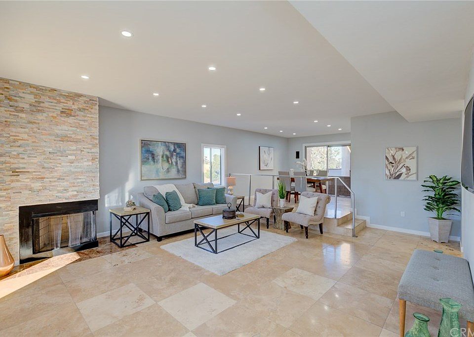 1st image of 22539 Figueroa St APT 209