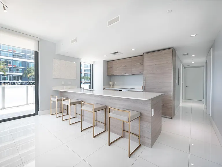 1300 S Miami Ave #1206 — Photo 2