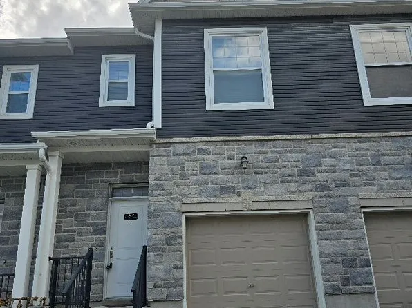 439 Athlone Ave #2A, Woodstock, ON N4V 0C8