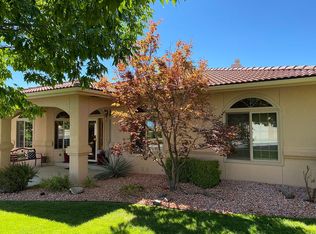 4747 Sundown Rd, Farmington, NM 87401