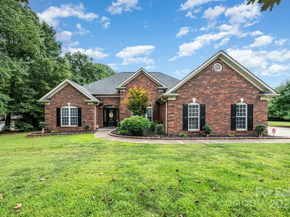 11526 Lemmond Acres Dr, Mint Hill, NC 28227