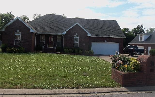1st image of 620 Stonetrace Dr