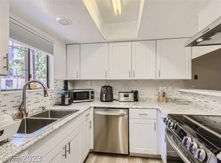 2080 Karen Ave #34, Las Vegas, NV 89169