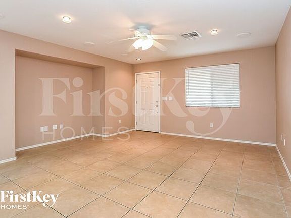 3rd image of 10453 Chrisman Ave