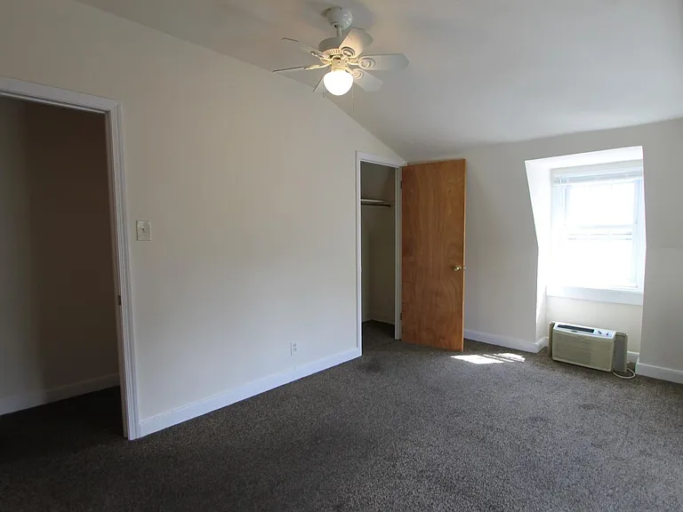 7174 Germantown Ave — Photo 32