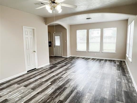 3rd image of 21119 Kenswick Meadows Ct