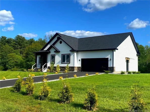 13 Richard Bennett Lane, Thompson, CT 06277