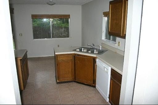 3rd image of 8215 BOWENS CROSSING