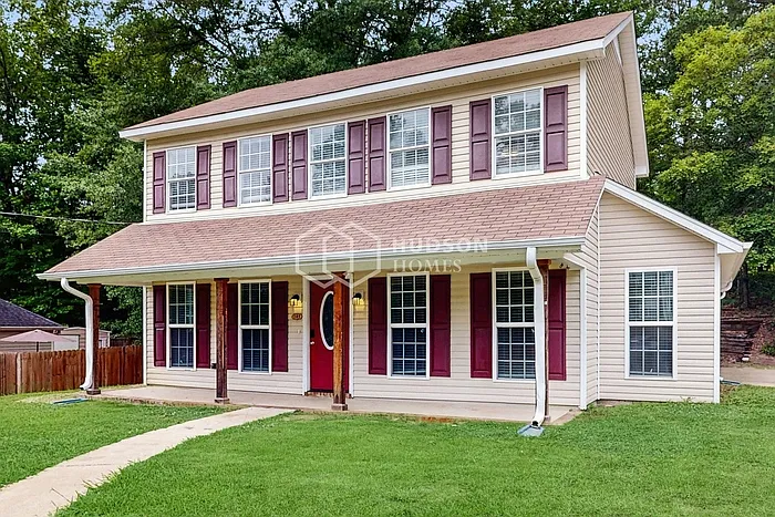 4 bed, 2.5 bath, 1872 sqft, $2,045 — Photo 3