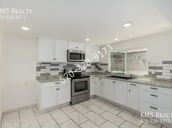 2429 E Cameron Vis, Tucson, AZ 85713