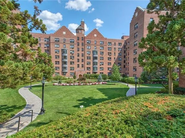178 Garth Road #6L, Scarsdale, NY 10583