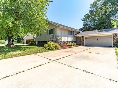 216 Tanglewood Ln, East Peoria, IL, 61611