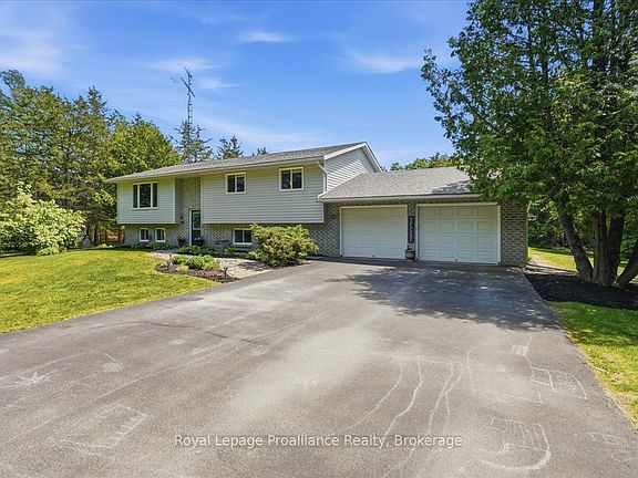 2nd image of 3526 Harmony Rd