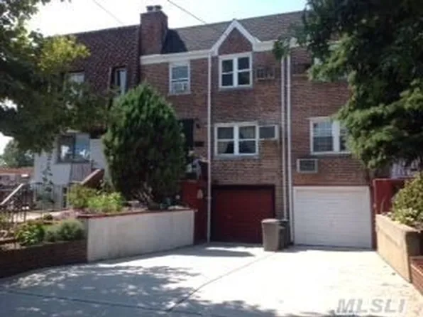 4256 196th St, Flushing, NY 11358