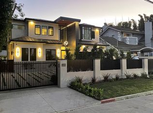 15246 Greenleaf St, Sherman Oaks, CA 91403