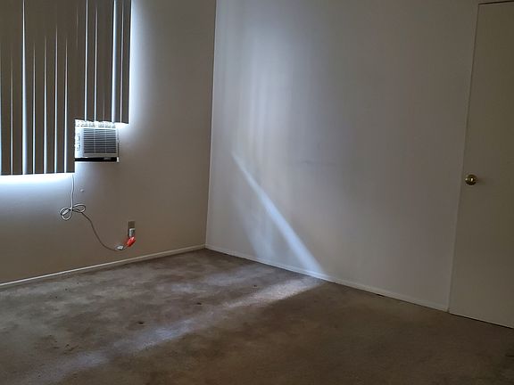 5th image of 645 Colby Cir APT B