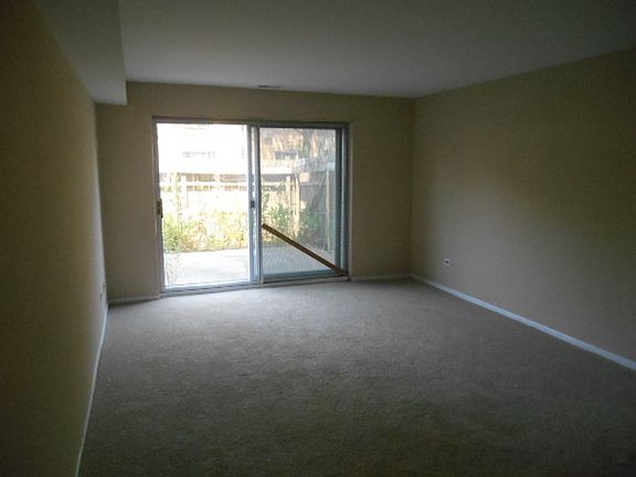 3rd image of 2535 W Foster Ave APT Gn