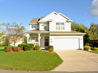 5938 Autumn Crest Dr SE, Kentwood, MI